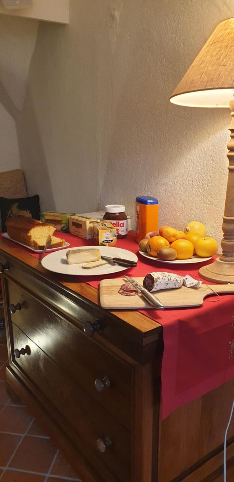 La Tour Noble Bed & Breakfast Saint-Saturnin  Exterior photo